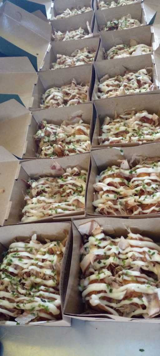 Takoyaki Pekoo Pekoo Tegalrejo Branch 3