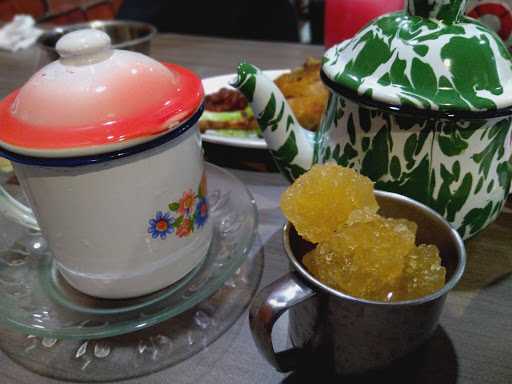 Warung Makan Sop Empal Muntilan 10