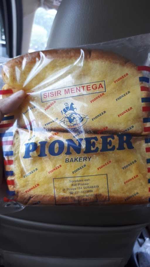 Pioneer Bakery 9