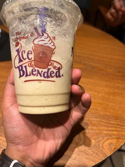 The Coffee Bean & Tea Leaf 4