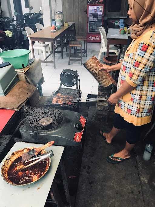 Nasi Uduk Warung Selagi 4