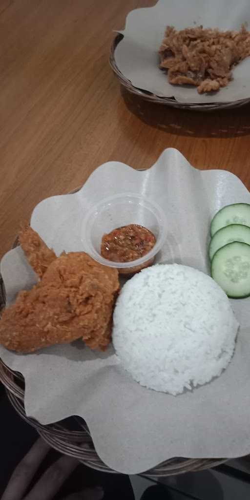 Ayam Asix 3