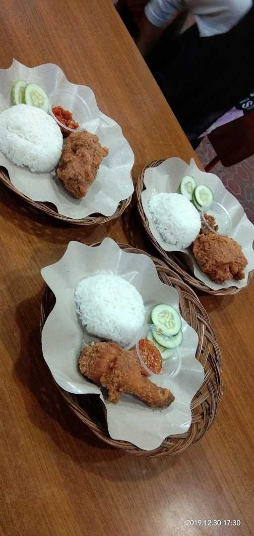 Ayam Asix 5