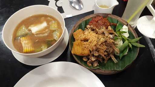 Ayam Penyet Ria - Tunjungan Plaza 1 5