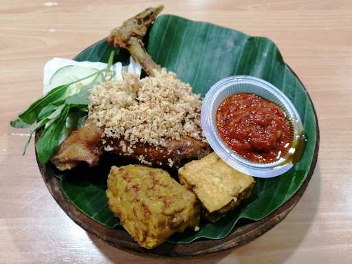 Ayam Penyet Ria - Tunjungan Plaza 1 6