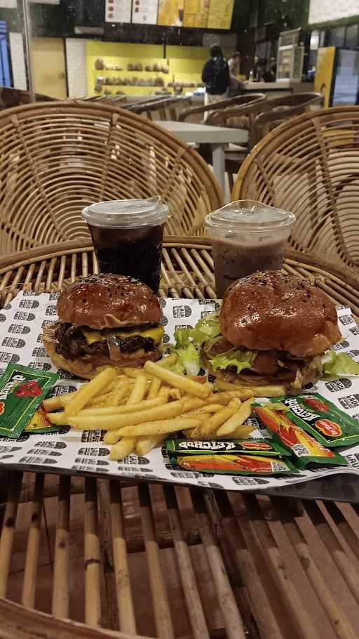 Laue Burger Bar - Prapanca 4