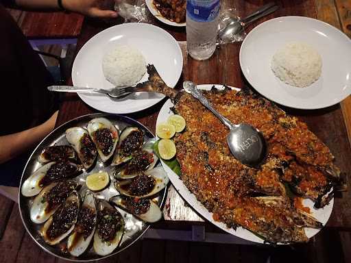 Ocean Seafood Tegalsari 3