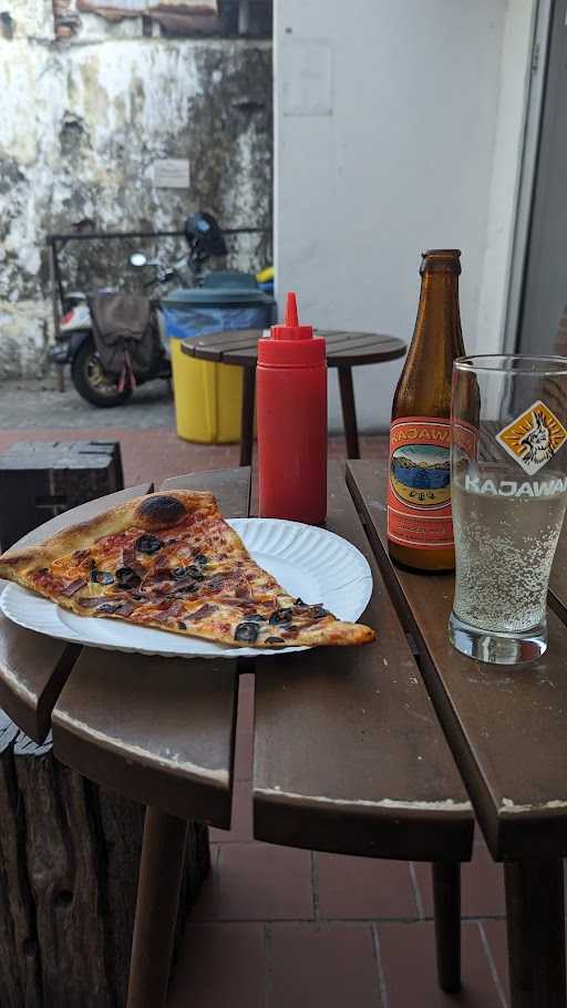 Pizza Place - Surabaya 6