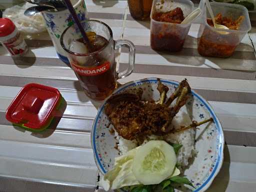 Warung Bebek Purnama P. Saridin 6