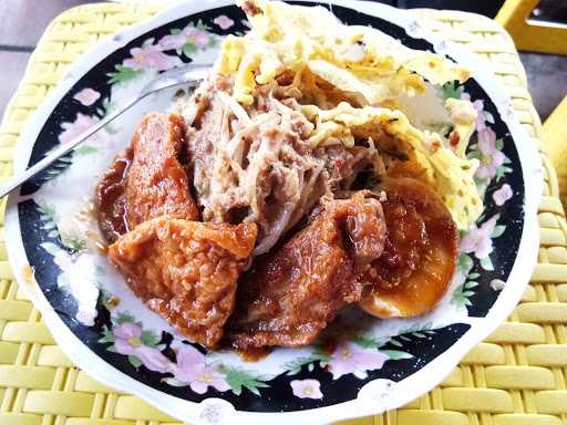 Warung Nasi Campur, Pecel, Rawon Bu Sri 3