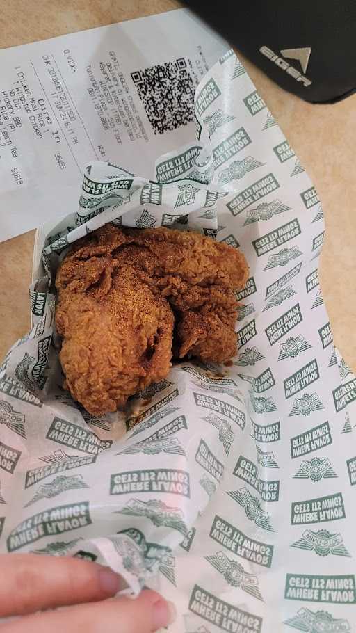 Wingstop Tunjungan Plaza 3 2