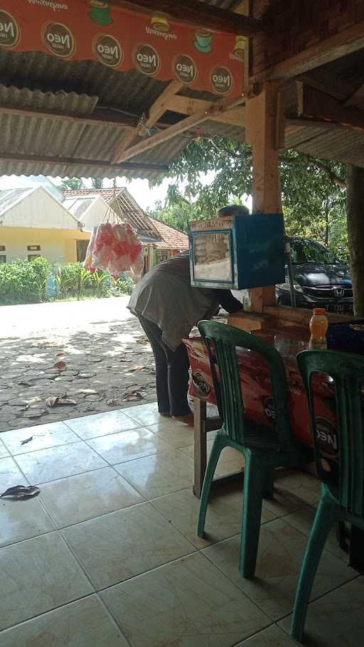 Warung Karedok Mamah Yati 8