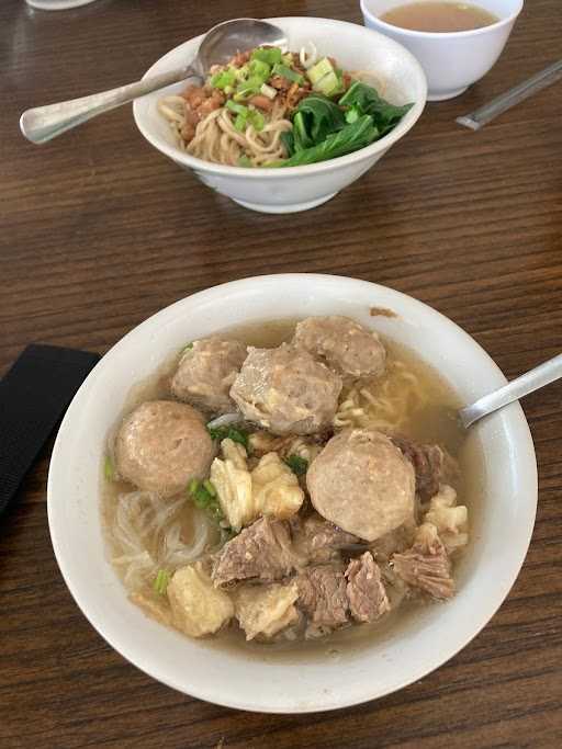 Bakso & Mie Ayam Kota Padi 6