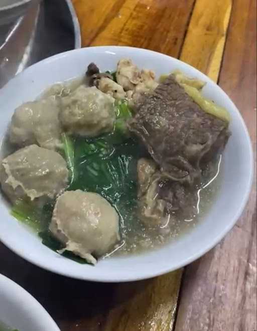 Bakso & Mie Ayam Kota Padi 2