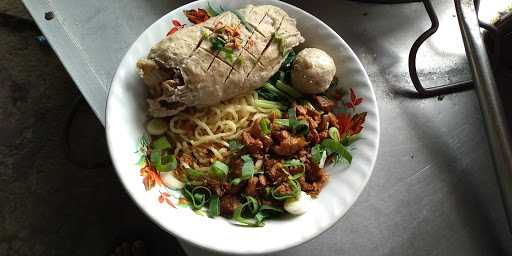 Baso Jagad Mbak Nanik 4