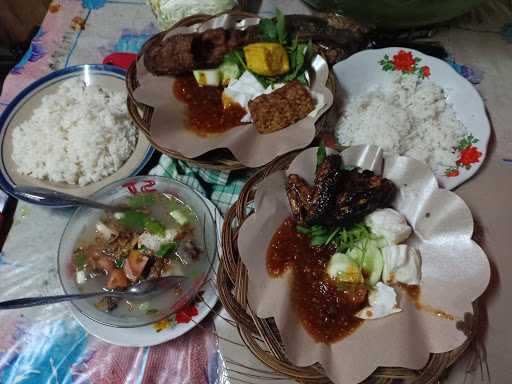 Pecel Lele Sari Alam Hj.Siti Khodijah 1