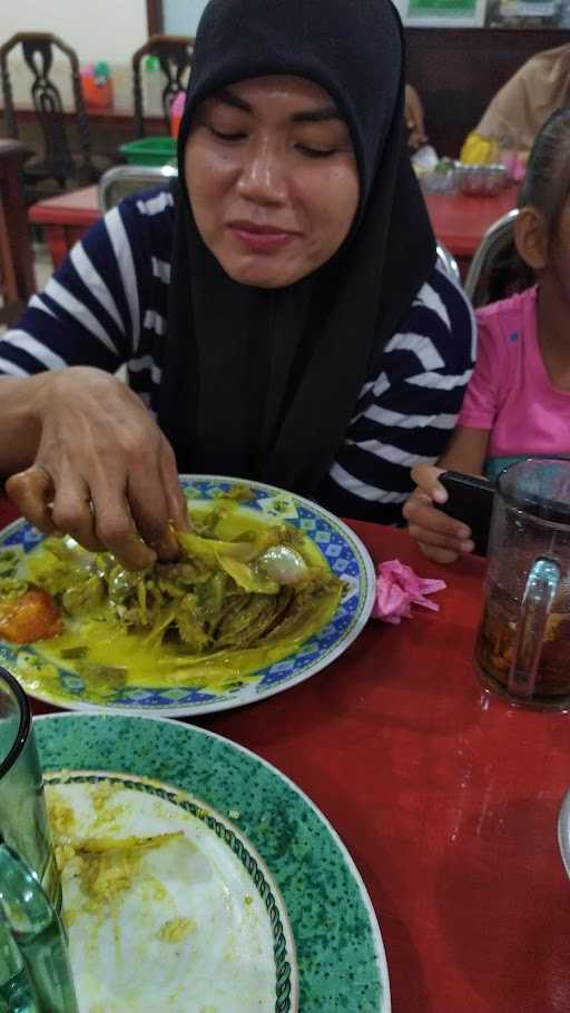 Rumah Makan Minang Raya 9