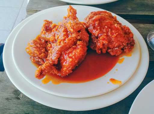 Hisana Fried Chicken 3