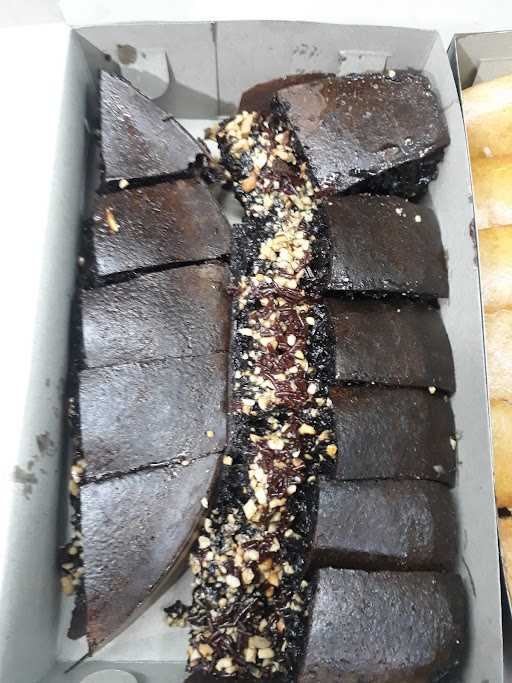 Martabak Black Pizzz Krw 10