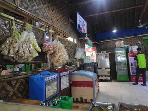 Warung Pepes 33 9