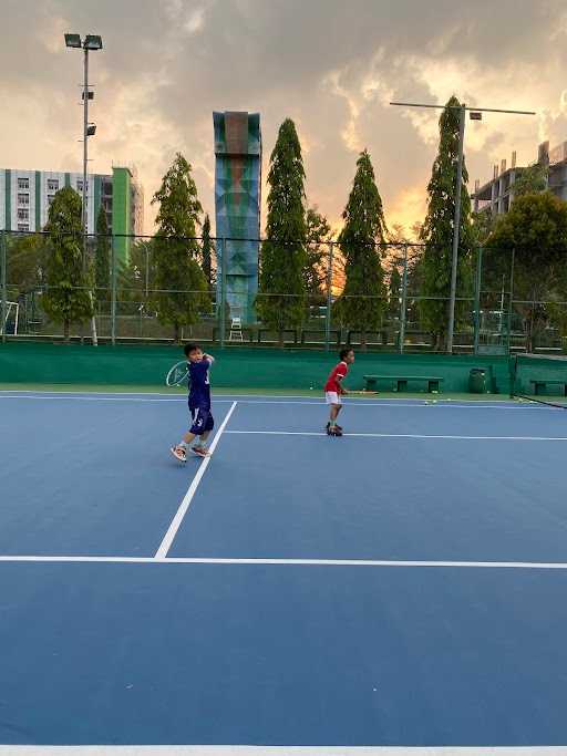 Lapangan Tennis Unimus 1