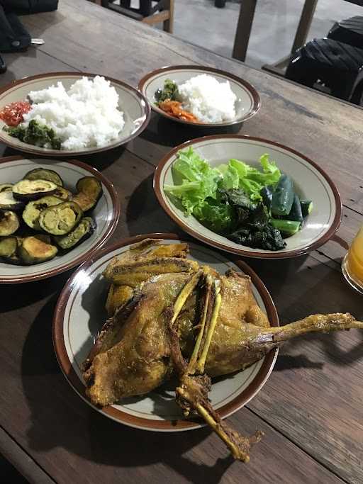 Bebek & Ayam Kampung Mas Budi 10