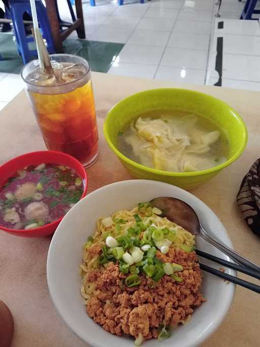 Mie Ayam Happy 4