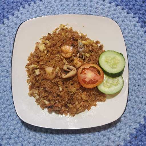 Miss Cha,Nasgor & Seafood 7