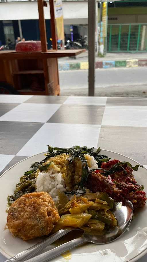 Warung Padang Pondok Makan 99 8