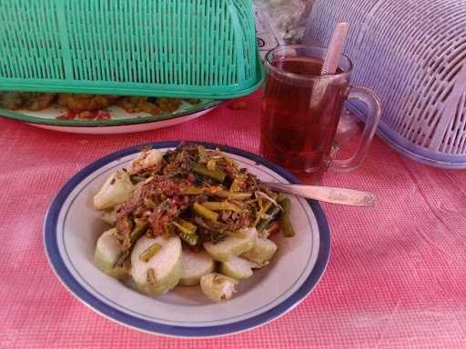 Warung Pojok Ibu Tum 2