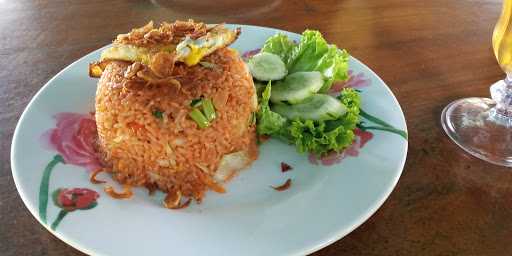 Warung Makan Kak Man 6