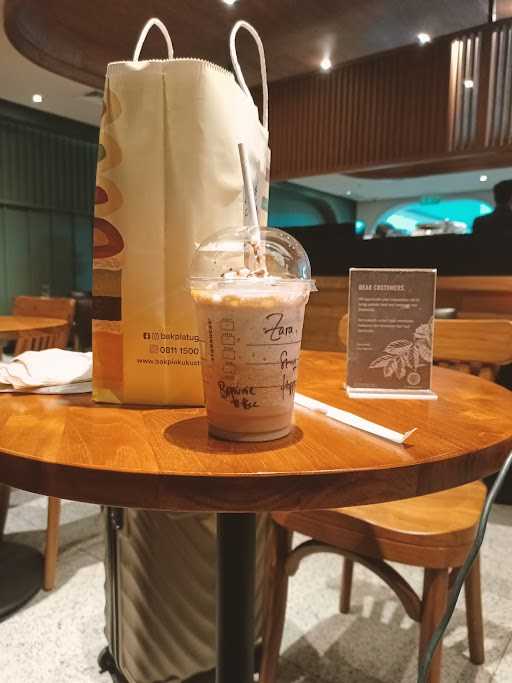 Starbucks - Kulon Progo Airport 7