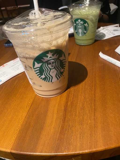 Starbucks - Kulon Progo Airport 3