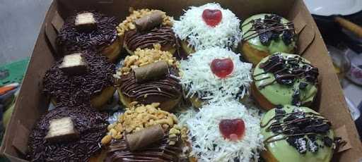 Ayu Donat 6