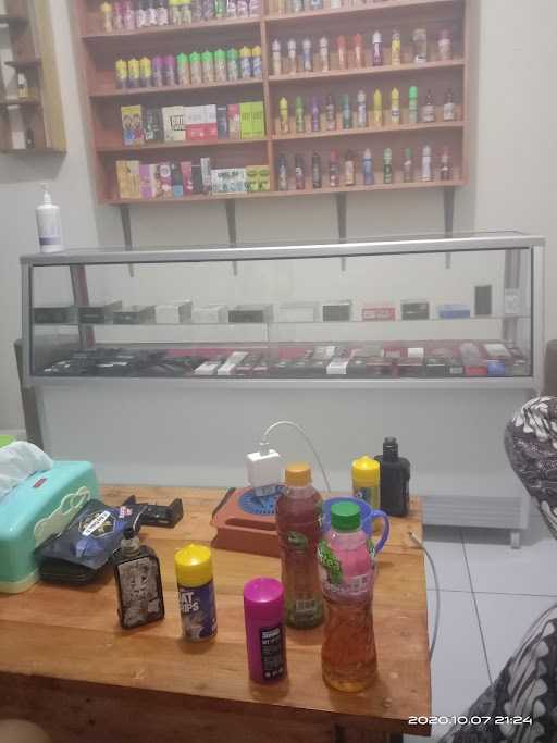 Tempuran Vape Store 7