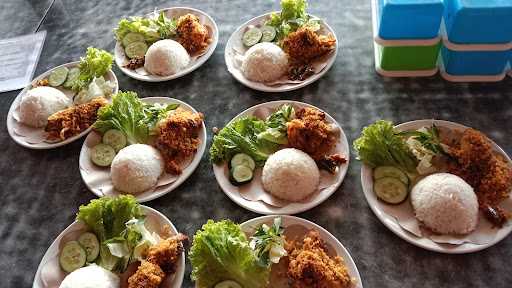 Ingkung Goreng Mbah Oerip Tempuran 5