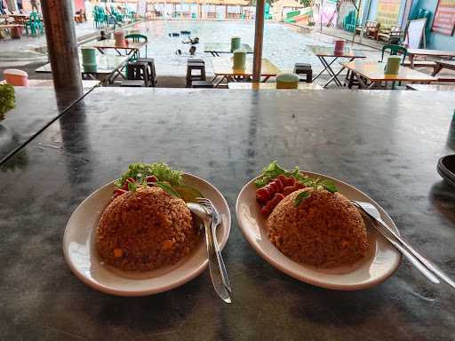 Ingkung Goreng Mbah Oerip Tempuran 4