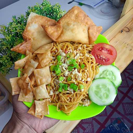 Mie Yakee Tempuran 1