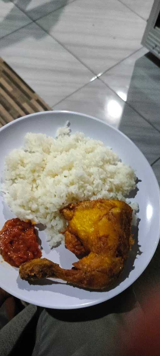 Pecel Lele Ayam Mbah Marjuni 4