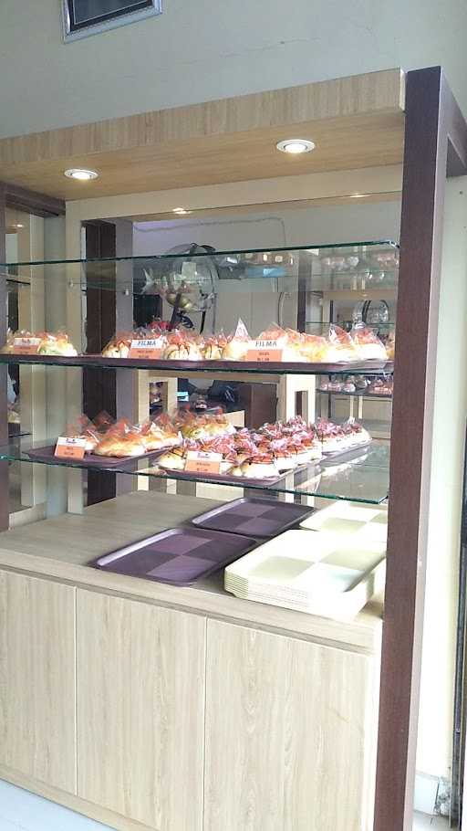 Tri Jaya Bakery 1