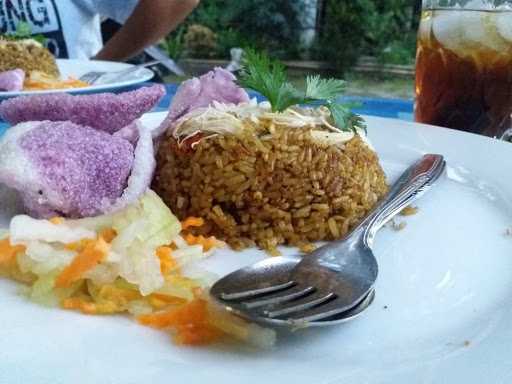 Rumah Nasi Goreng 9