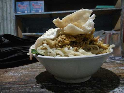 Mie Ayam Lampu Merah Tenggarang 1