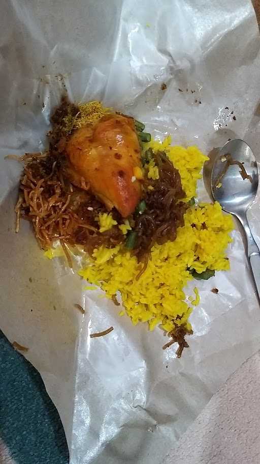 Nasi Kuning Ambon Poka 3