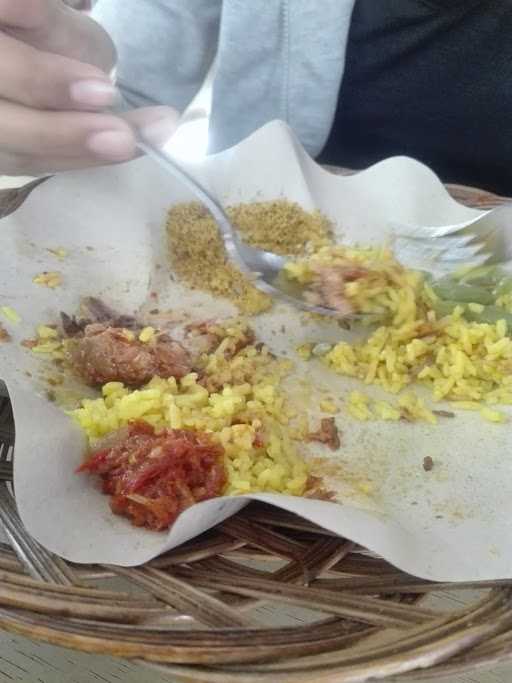 Nasi Kuning Ambon Poka 10