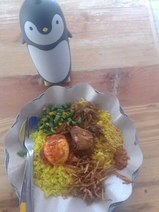 Nasi Kuning Ambon Poka 5