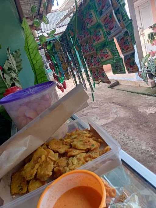 Warung Uduk Ubeet 94 Dekorasi , Ceker Merecon Dll 1