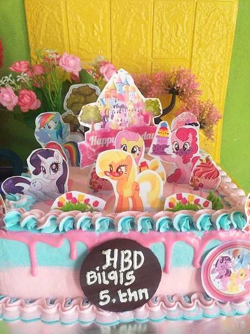 Kue Bronis Shakila & Sahira 1