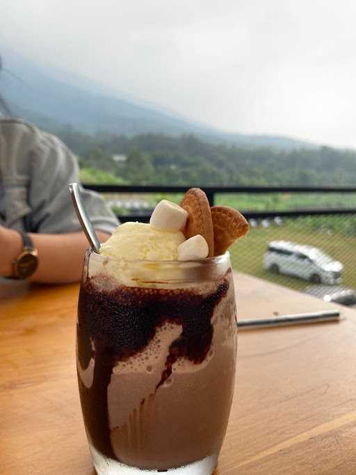 Mac99 Mountain And City View Bogor 2