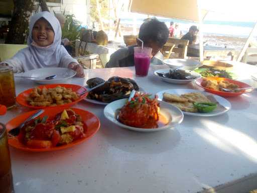 Resto Pantai,Indrayanti 7