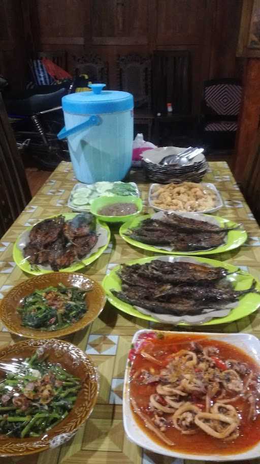 Warung Seafood Pandanan 3